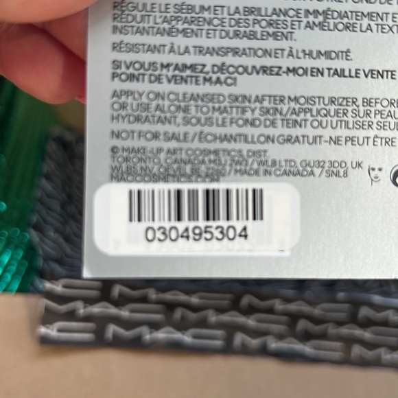 MAC FIX STUDIO AND FIX MATTIFINE PRIMER SAMPLES - Picture 8 of 8